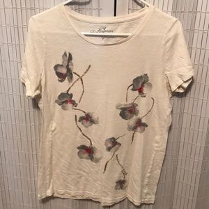 American Eagle flower shirt